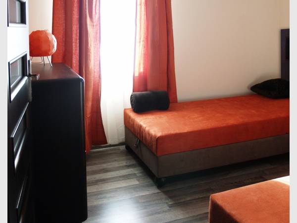 APARTAMENT BURSZTYN II