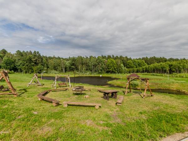 Domki nad jeziorem Ołów z własnym stawem 