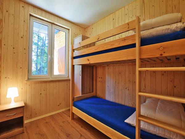 druga sypialnia w apartamencie 6 osobowym