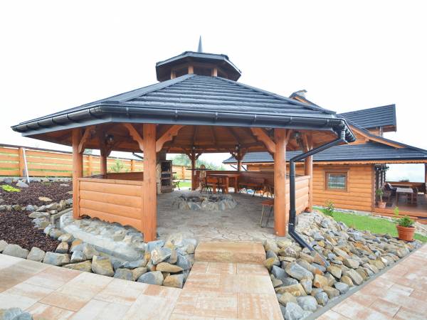 Altana przy domu Świerkowym