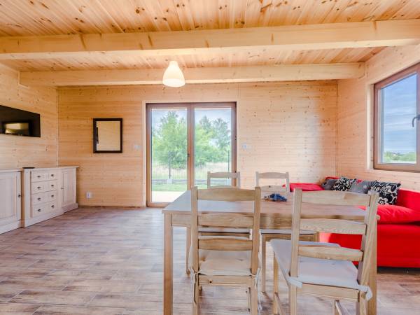 Salon na dole domek 2